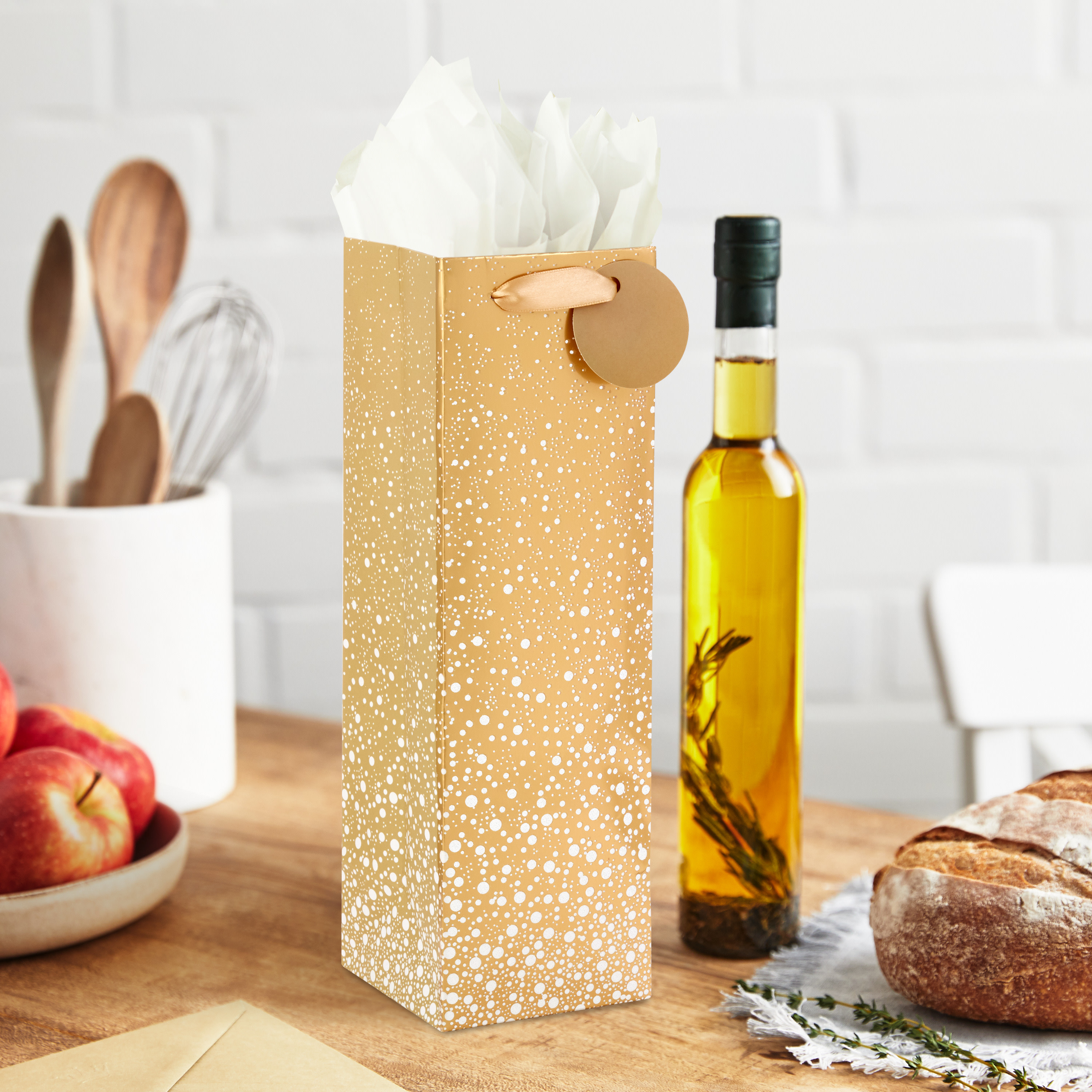 Hallmark Wine Gift Bag (Gold Sparkle)
