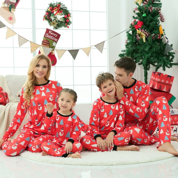 Ensemble de pyjamas spécial Noël assortis pour toute la famille