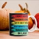 thumbnail image 5 of Taza vintage "No tengo hija favorita" | Taza de café de cerámica blanca de 325 ml | Apta para lavavajillas y microondas | Regalo sarcástico y divertido para mamá, hermana, esposa o novia | Día de la, 5 of 5