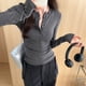 thumbnail image 3 of Camisetas de mujer de manga larga con botones y cuello redondo, camisetas de otoño, estilo japonés, suaves, sexys y elegantes, ropa básica para vacaciones., 3 of 6