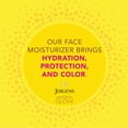 thumbnail image 3 of Hidratante facial autobronceador Jergens Natural Glow SPF 20 Jergens Jergens, 3 of 8
