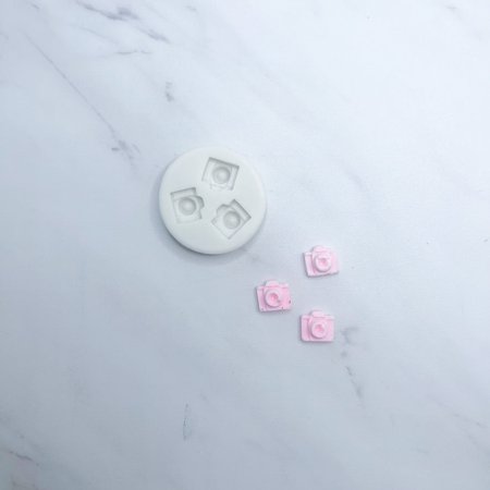

MINI CAMERA TRIO MOLD