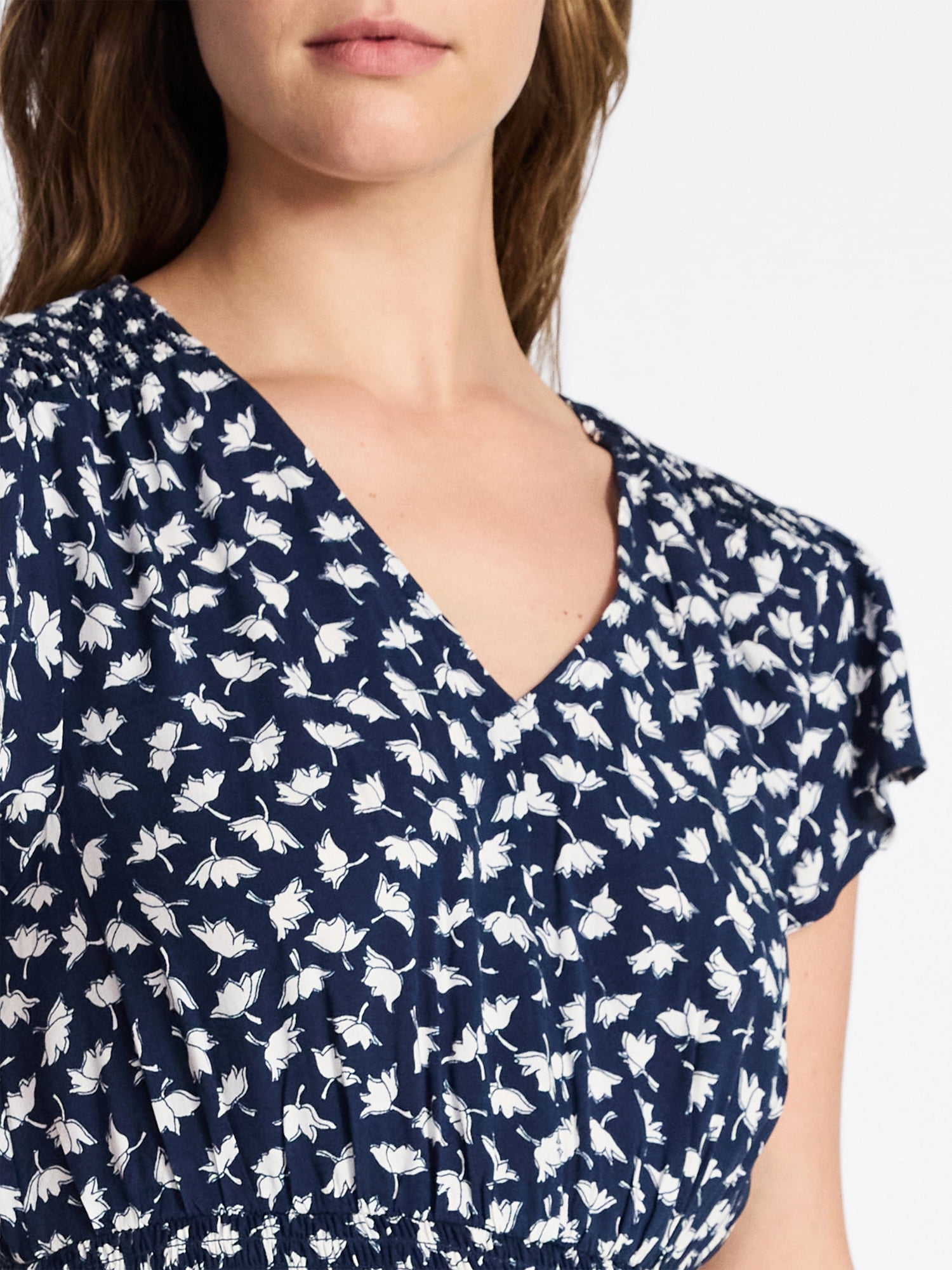 Time and Tru Women’s and Women’s Plus Smocked Waist Midi Dress with Flutter Sleeves, Sizes XS-4X