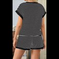 thumbnail image 4 of Conjunto de 2 Piezas de Verano para Mujer, Camiseta de Corta A Rayas y Pantalones Cortos, Conjunto A Juego, Negro, Talla XL, 4 of 7
