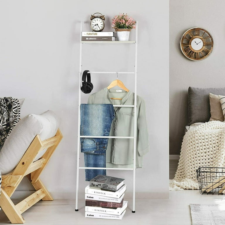 Blanket holder for 2025 bedroom
