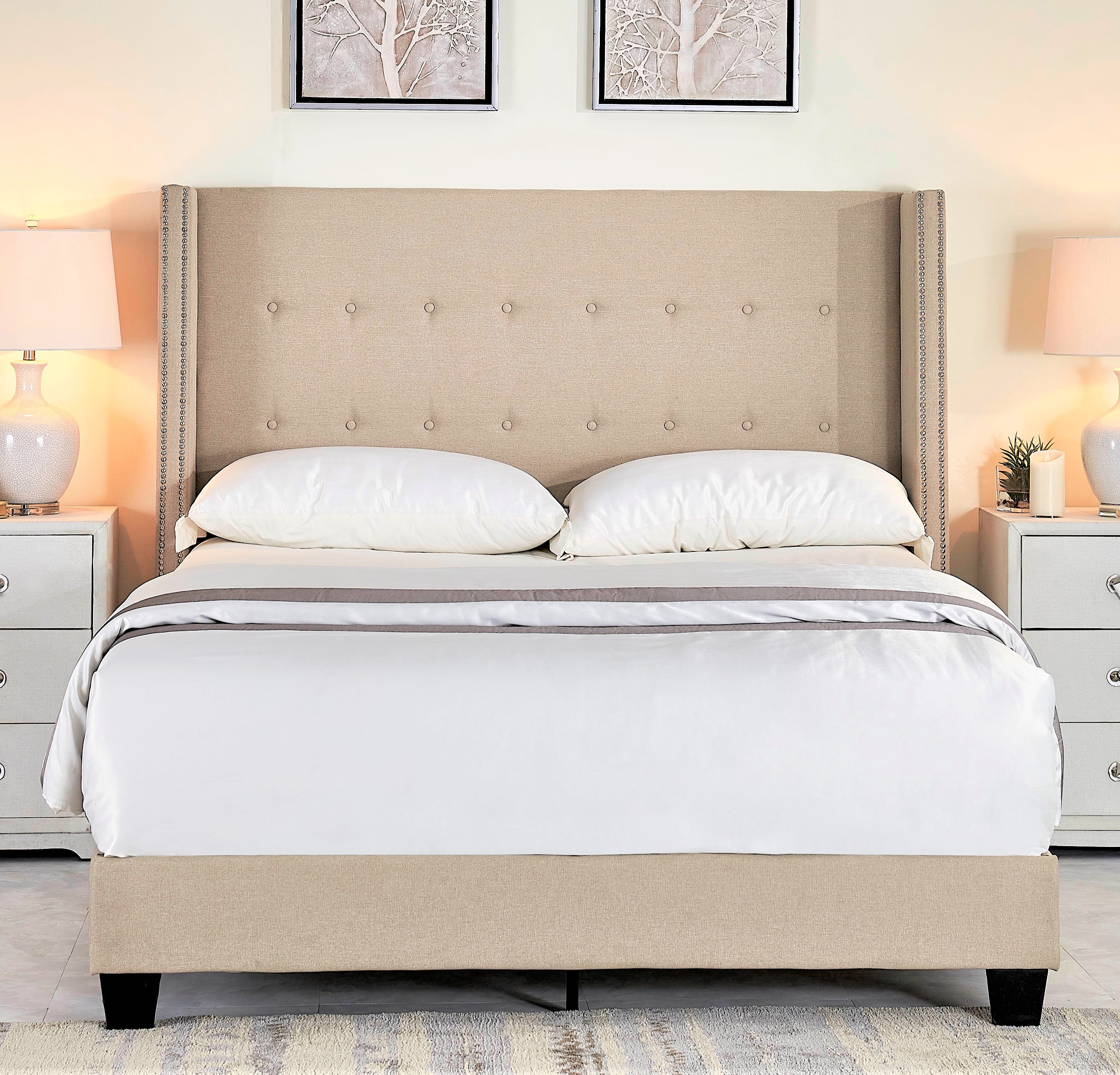 Uspridefurniture Manzano upholstered Polyester bed - Queen