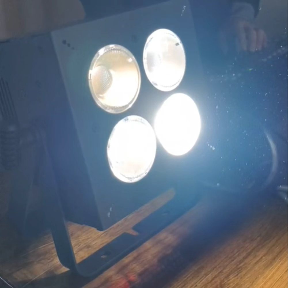 Indoor White Warm Color DJ Fixtures COB LED Blinder Lights Stage Strobe 4-Eyes