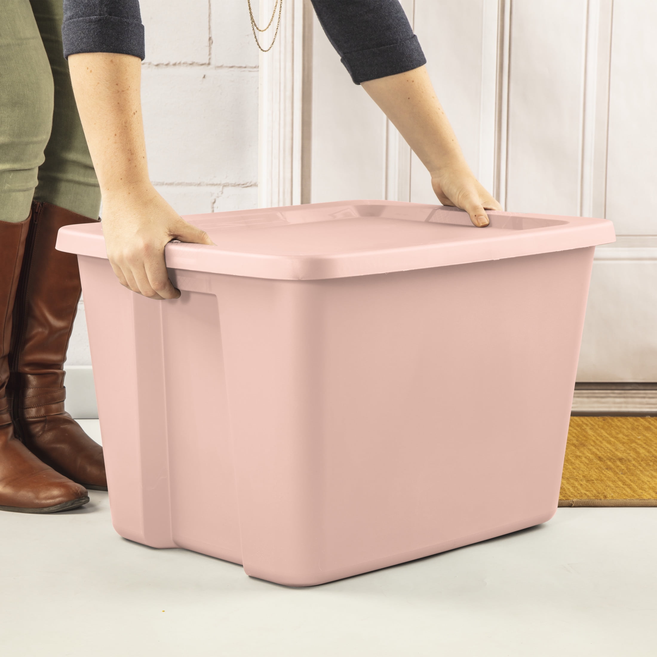 Sterilite Large Storage Bin, 18 Gallon Plastic Storage Container with SnapOn Lid, Light Pink  (图4)