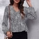 thumbnail image 3 of Blusa cruzada con cuello en V y estampado floral, manga larga, dobladillo con volantes, blusa cruzada con estampado floral para mujer, 3 of 6