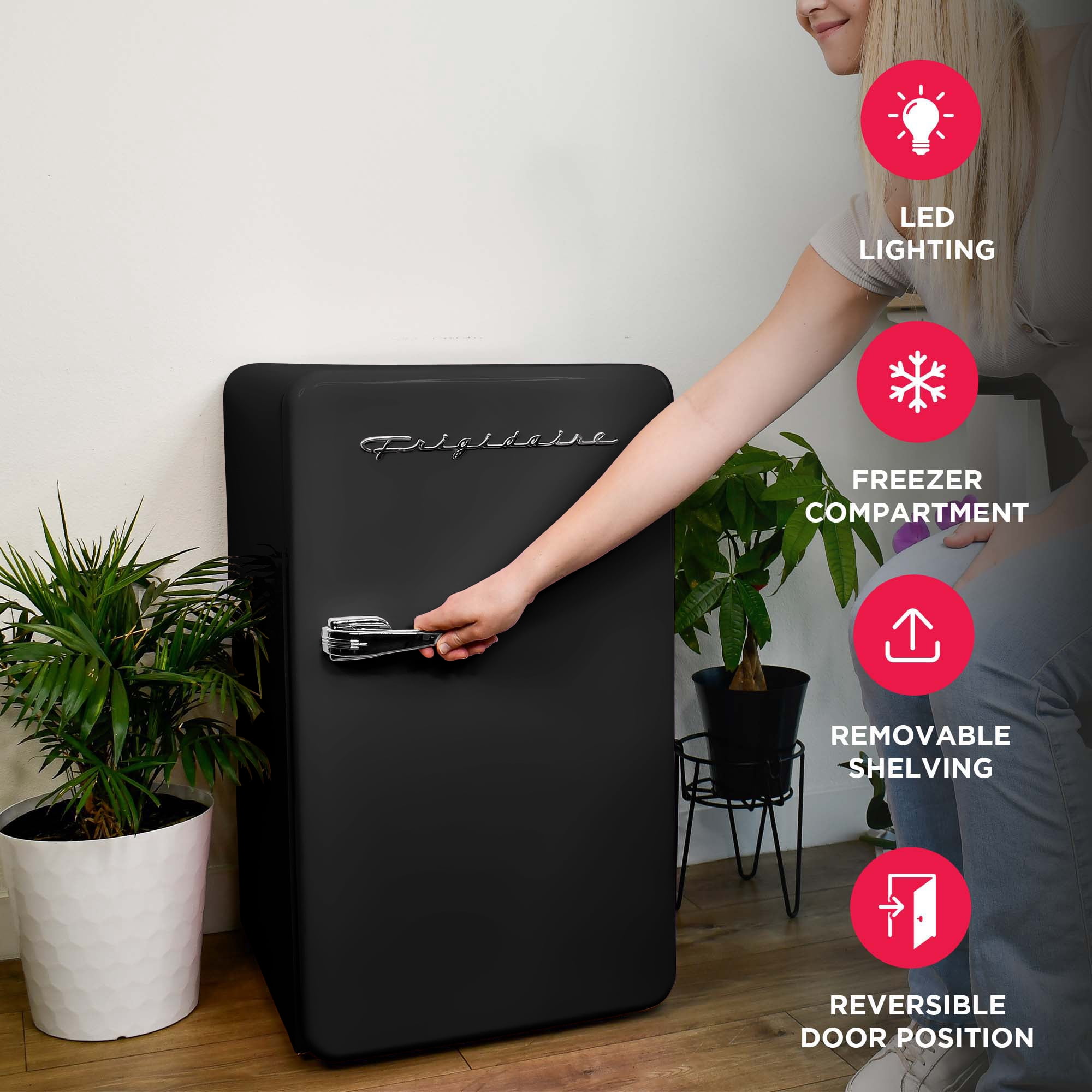 Frigidaire 3.2 Cu. ft. Retro Refrigerator, Mini Fridge with Freezer for Apartment, Dorm, Office, Bedroom, Black