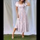 thumbnail image 4 of Vestido Veraniego Midi de Corte A, Holgado, con Escote Cuadrado y Mangas Abullonadas, Estilo Bohemio, con Bolsillos, Estilo 2 L, 4 of 8