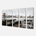 thumbnail image 2 of Pont de Brooklyn avec Rochers sur le Rivage - Grande Impression sur Toile, 2 of 3