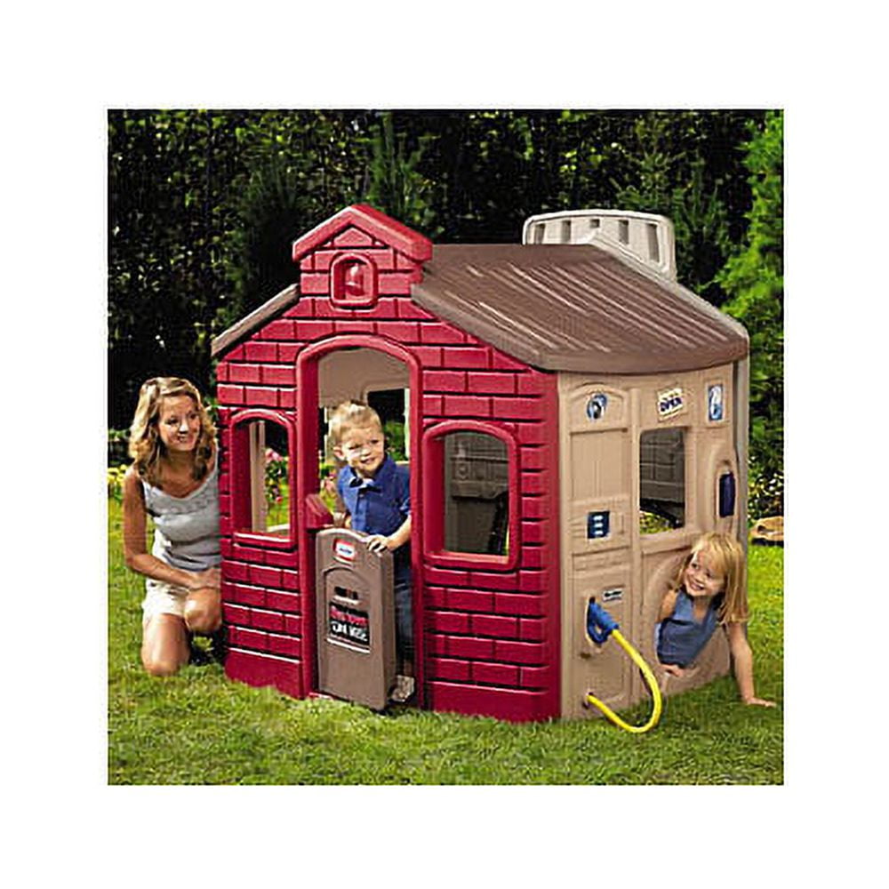 Little Tikes Town Playhouse, Features Market, Gas Station, and Sports Center