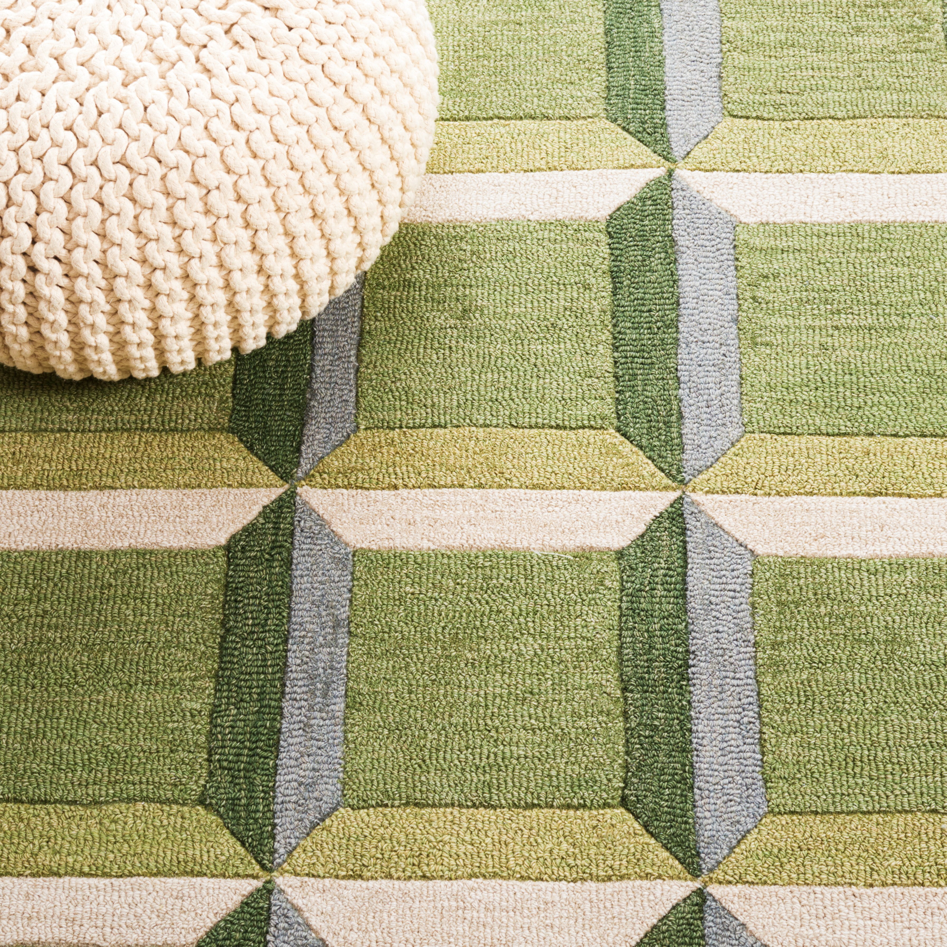 Safavieh Genre Imogene Geometric Area Rug, Green/Beige, 6' x 9'
