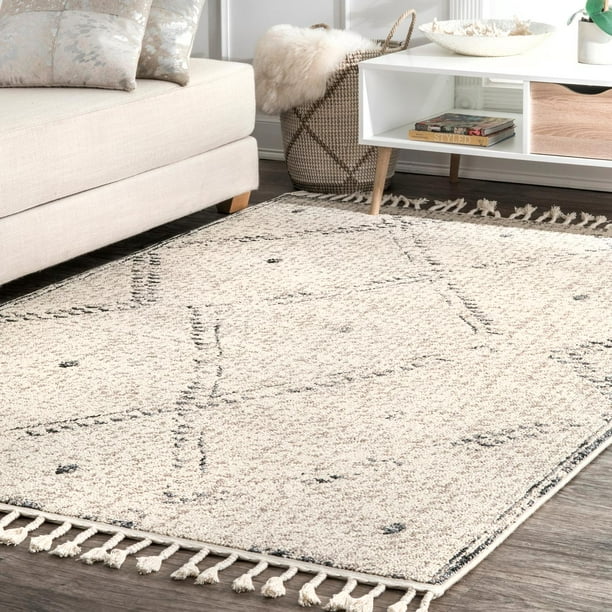 nuLOOM Camilla Moroccan Tassel Rug Area Rug