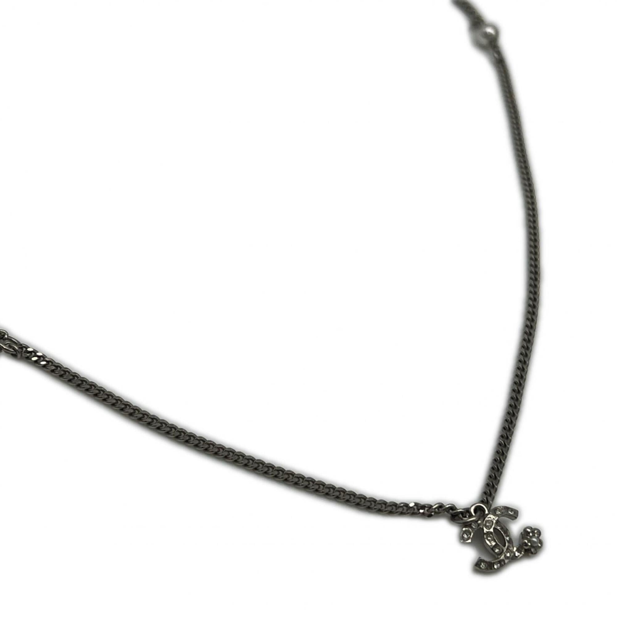 Coco Chanel Pearl Necklace