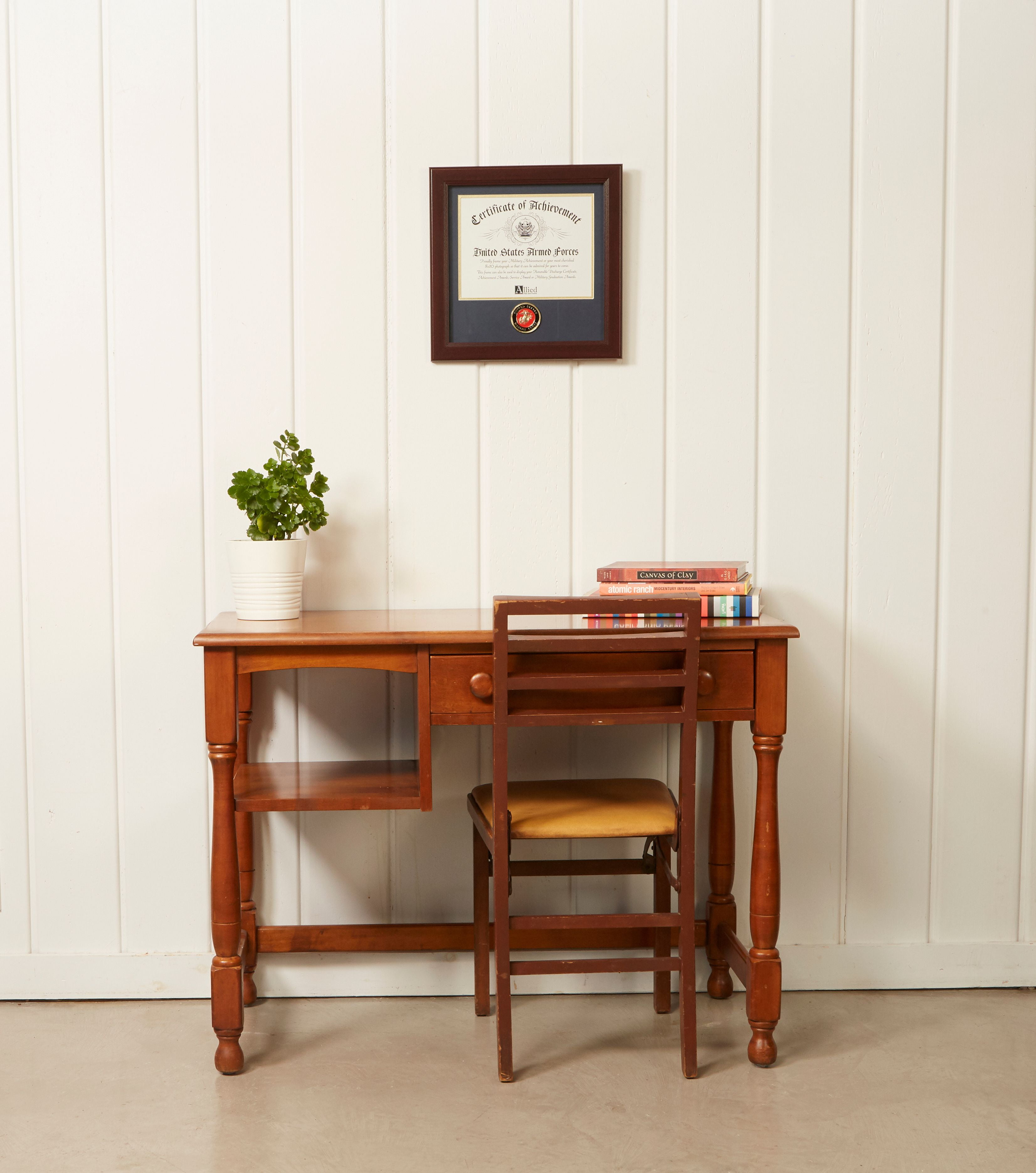 Allied Frame US Marine Corps Certificate of Achievement Picture Frame with Medallion