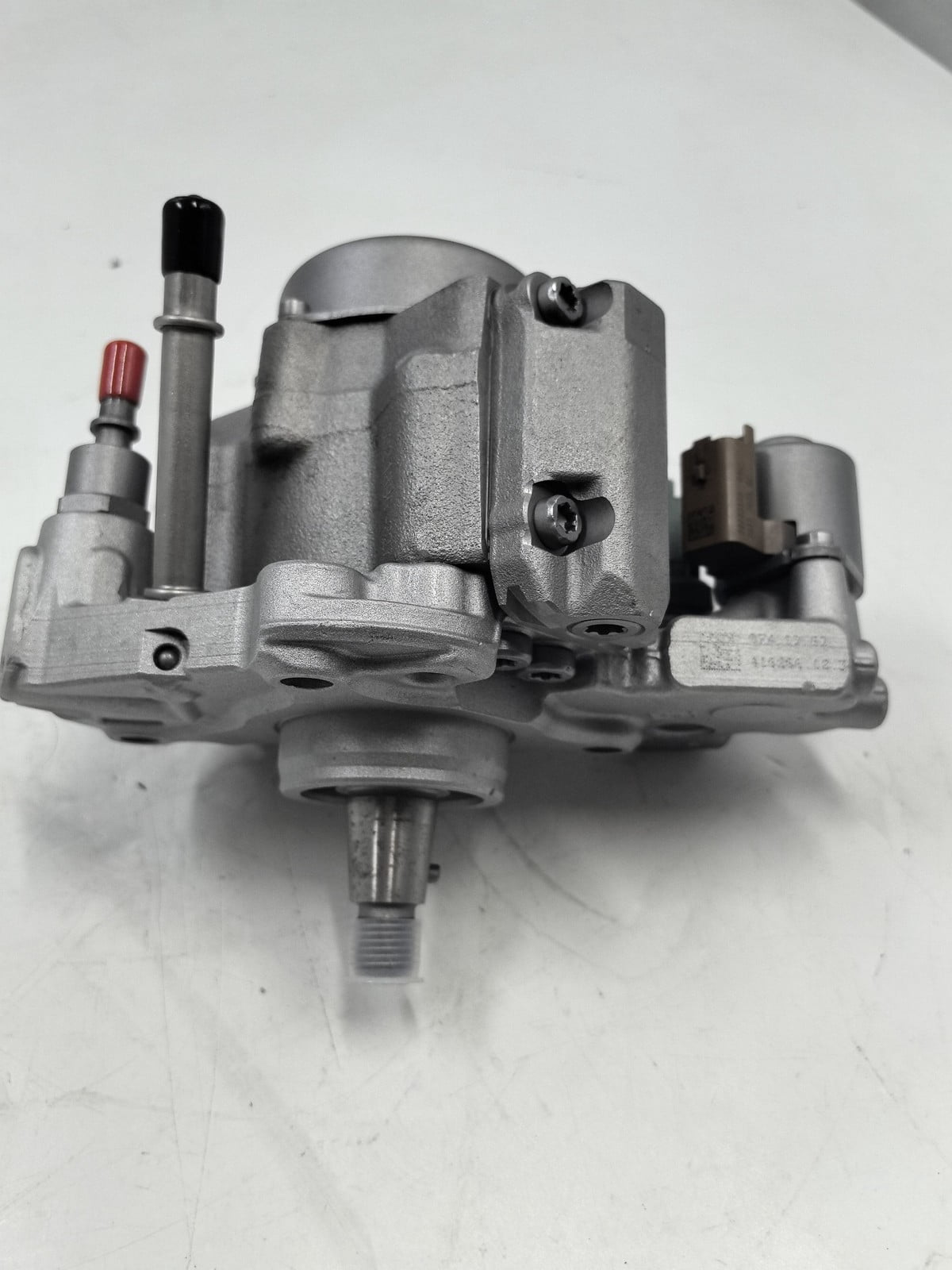 D18 D24 Fuel Injector Pump For Delphi Bobcat Doosan T450 T590 7249380 28394200