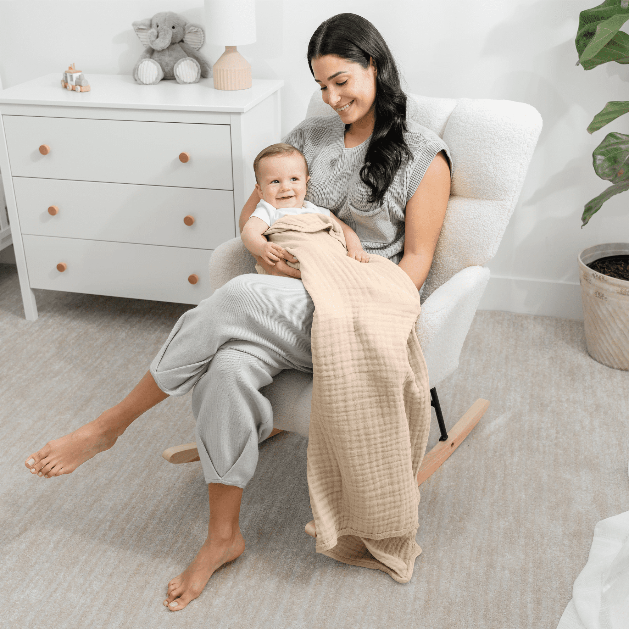 Comfy Cubs Baby Muslin Blanket, Swaddle for Newborns, Large 40” x 40”, 6-Layer (Sand, Baby)