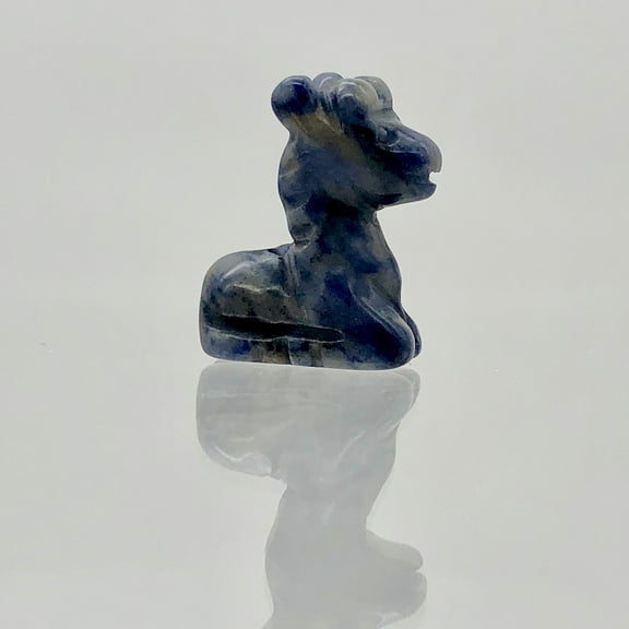 Animal Sodalite Giraffe Animal Figurine Worry Stone | 21x16x9mm | Blue white | 1 Figurine