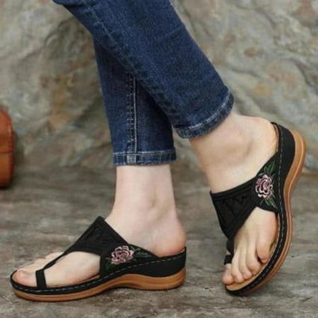 

Wirdiell Summer Plus Size Round Toe Flower Mid-heel Casual Women s Wedge Slippers