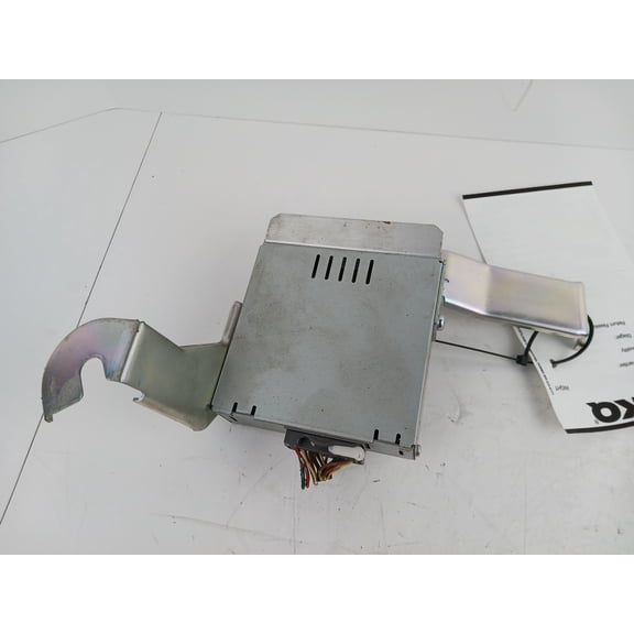 Pre-Owned 2010 Honda Odyssey Radio Amplifier Assembly OEM (Good)