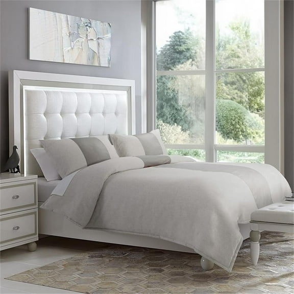 Michael Amini Baldwin 3-Piece Queen Comforter Set - Dove