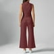 thumbnail image 4 of Conjuntos de dos piezas para mujer para el verano 2025: camiseta sin mangas con cuello alto y pantalones cortos. Chándal deportivo, XS-XXL., 4 of 6