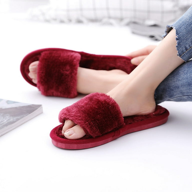 Tradecan Women's Furry Faux Fur Slides