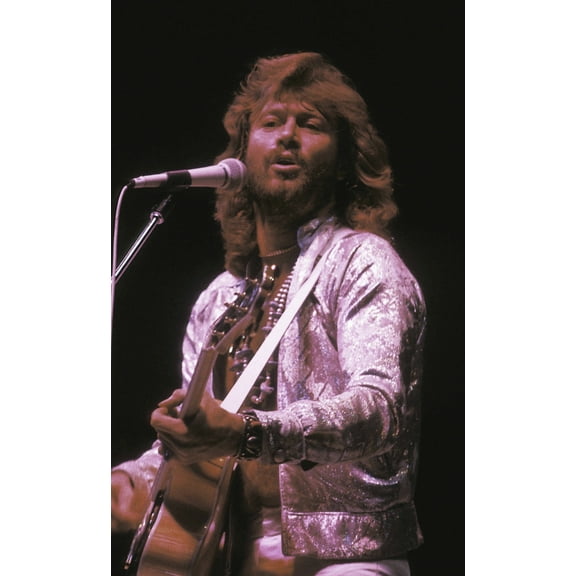 the Barry Gibb on stage Photo Print (24 x 30)