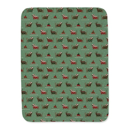Dachshunds Christmas Pattern Blanket -Image by Shutterstock,