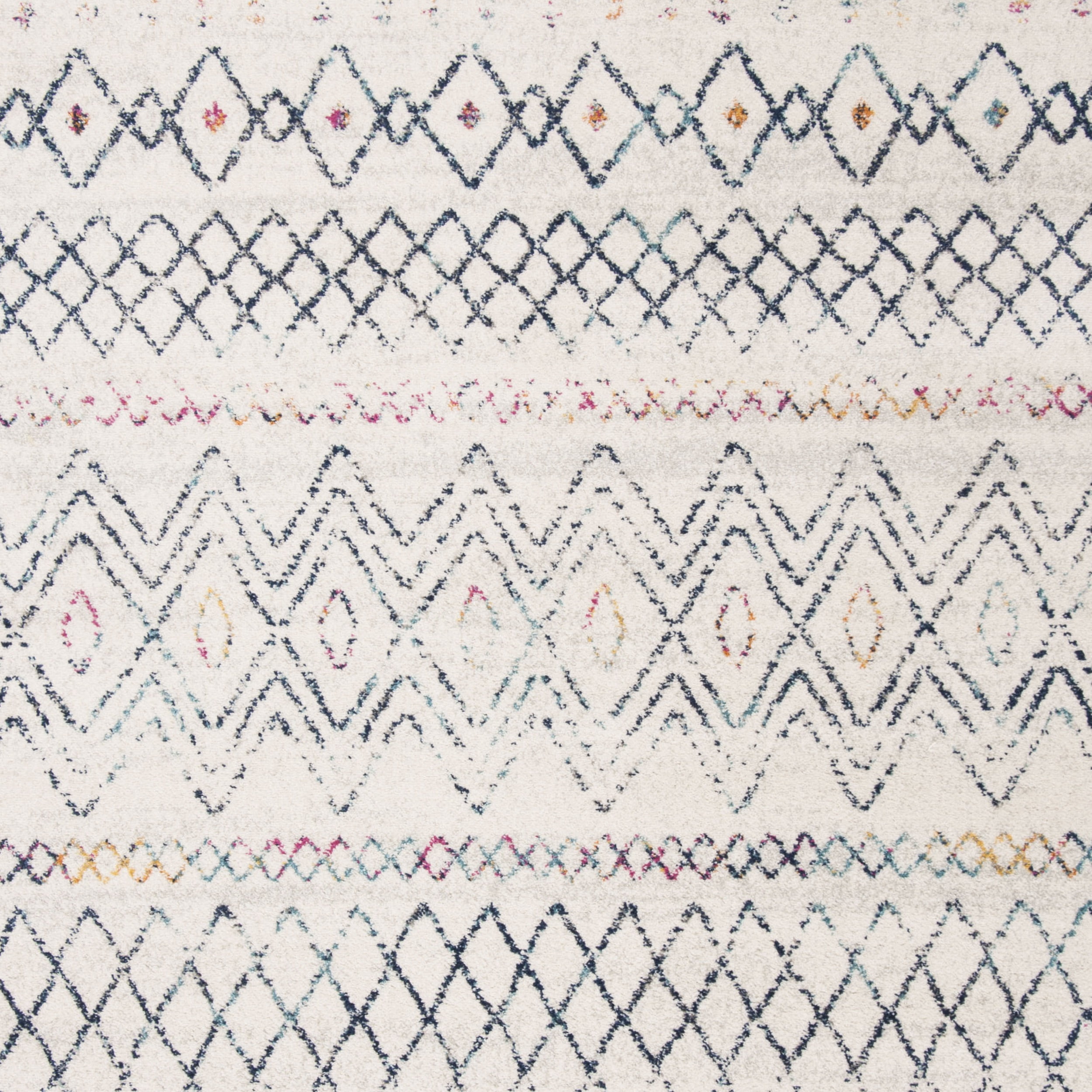 SAFAVIEH Madison Hannah Geometric Area Rug, Ivory/Navy, 4' x 6'