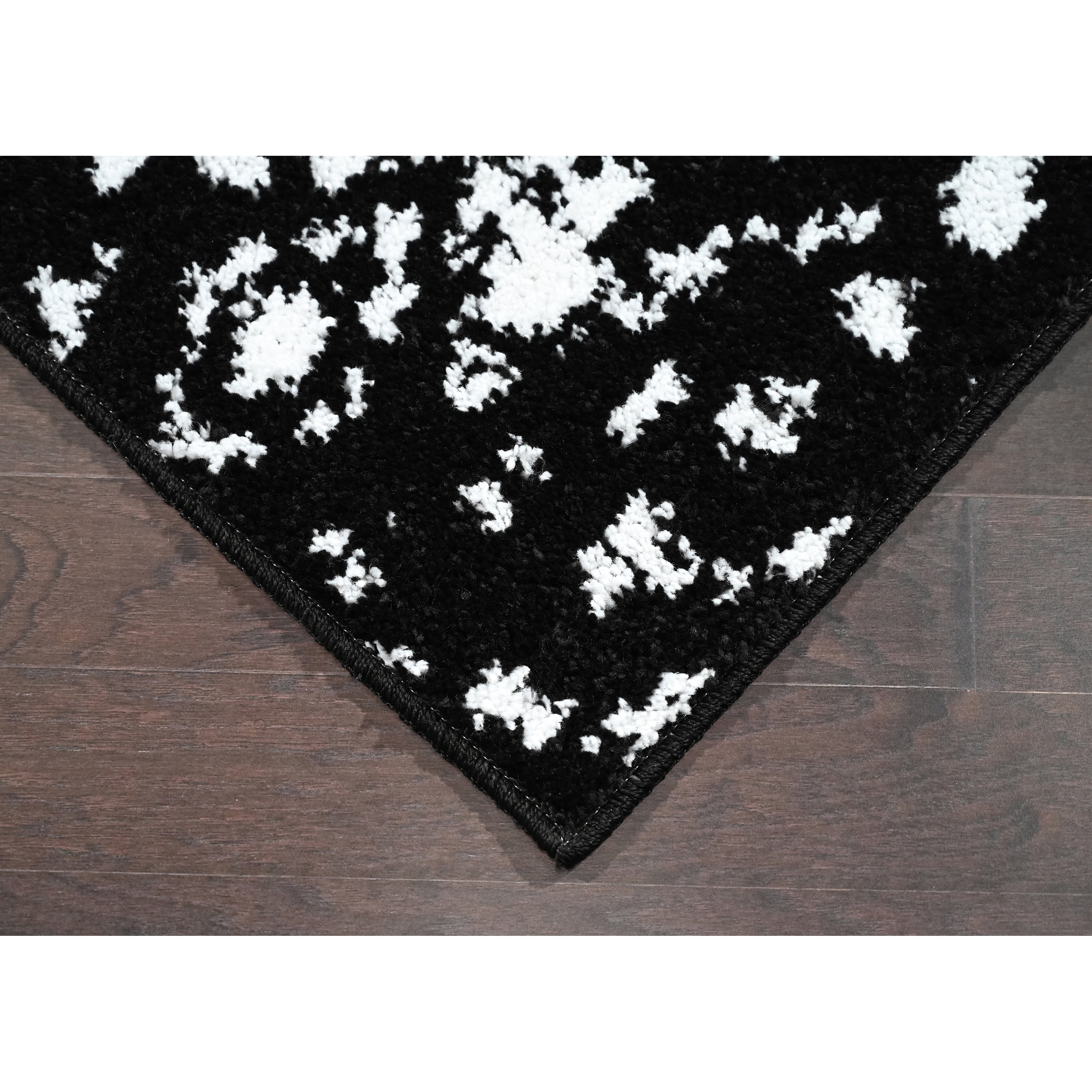 Garland Rug Denali Polypropylene Black/White Indoor Area Rug, 7' x 10'