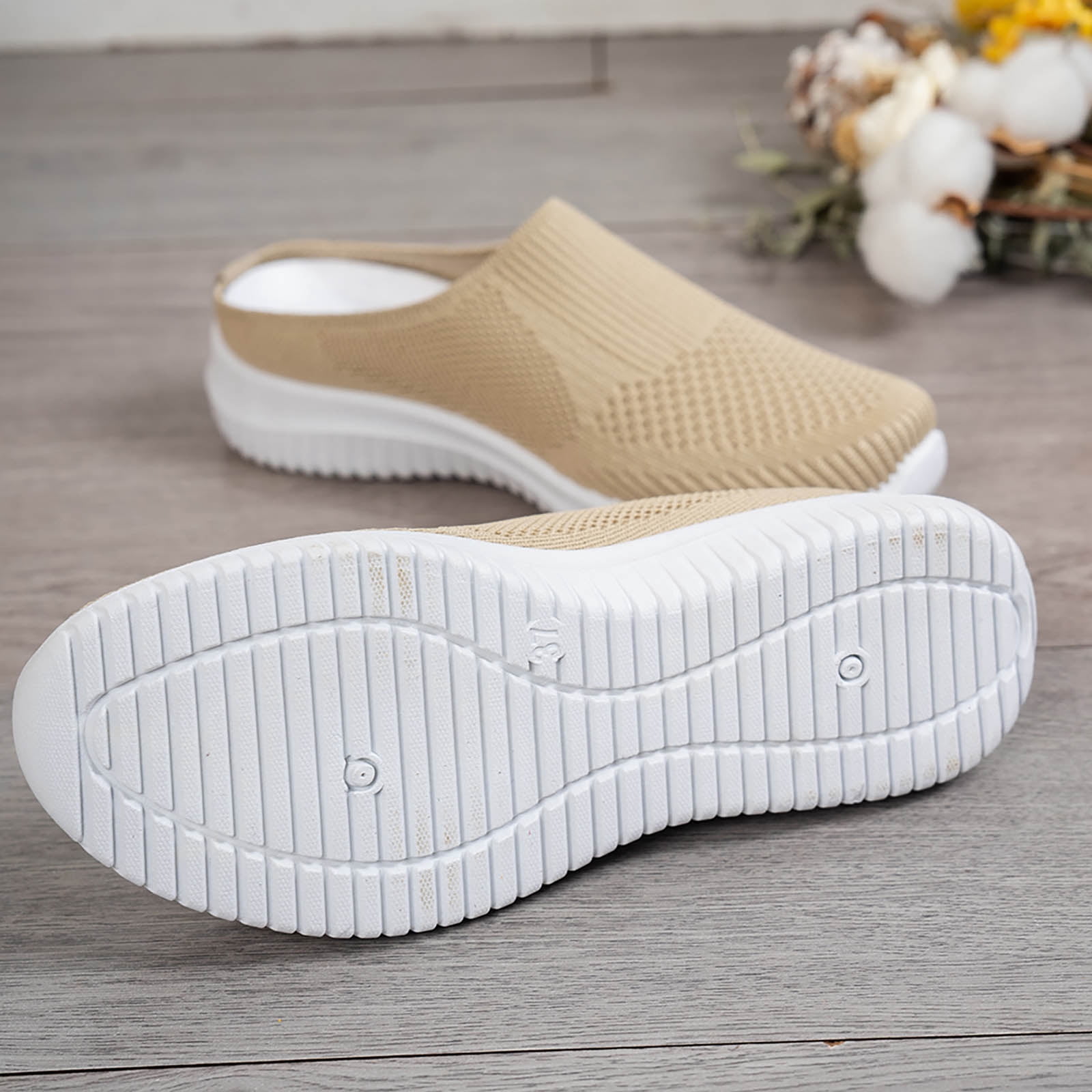 Chenyee Womens Slip On Mules Clogs Lightweight Open Back Walking Shoes Breathable Closed Toe Slides