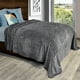thumbnail image 4 of Cobertor Ligero King Size Elefantito Camelis Color Gris Oxford Premium Jacquard 3D, 4 of 8