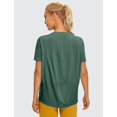 thumbnail image 2 of Remera CRZ YOGA de Algodón Pima con Cuello Barco y Corte Holgado en Grafito, 2 of 6