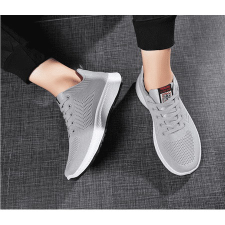 

New style flying woven sports shoes running shoes comfortable and breathable Korean style