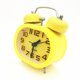 thumbnail image 1 of Reloj despertador analógico de doble campana amarilla, sin tictac, novedoso reloj despertador de cuarzo silencioso, reloj despertador analógico de 3 pulgadas, funciona con pilas, para viajes, 1 of 5