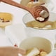 thumbnail image 5 of Utensilio De Cocina De Madera Cuchara Ranurada De Teca Para Cocinar Colador De Madera Natural Cuchara Con Agujeros Cuchara Coladora De Teca Con Mango Largo Y Dientes Para Colar Y Escurrir Huevos Y C, 5 of 7