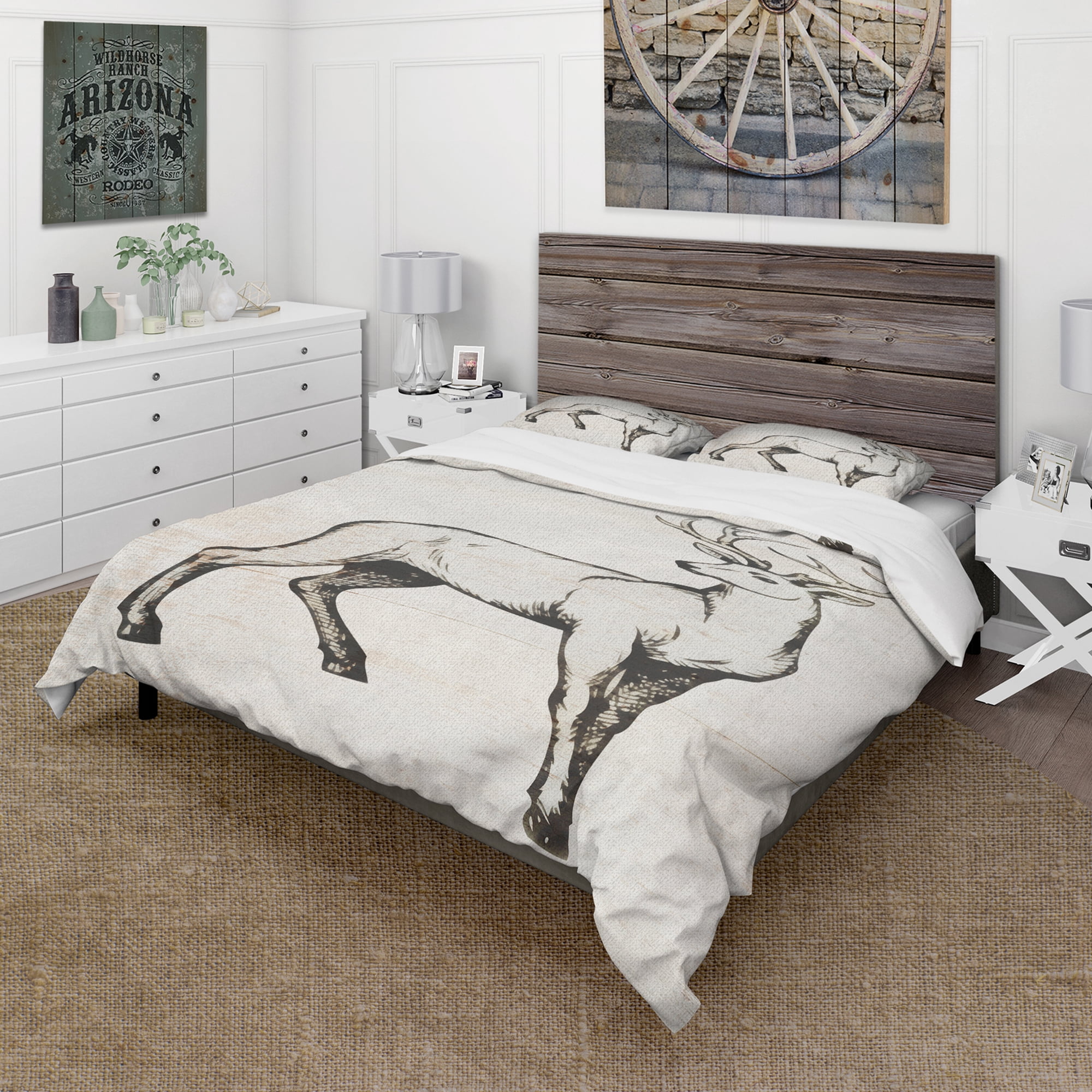Designart 'Deer Wild and Beautiful VI' Farmhouse Duvet Cover Set