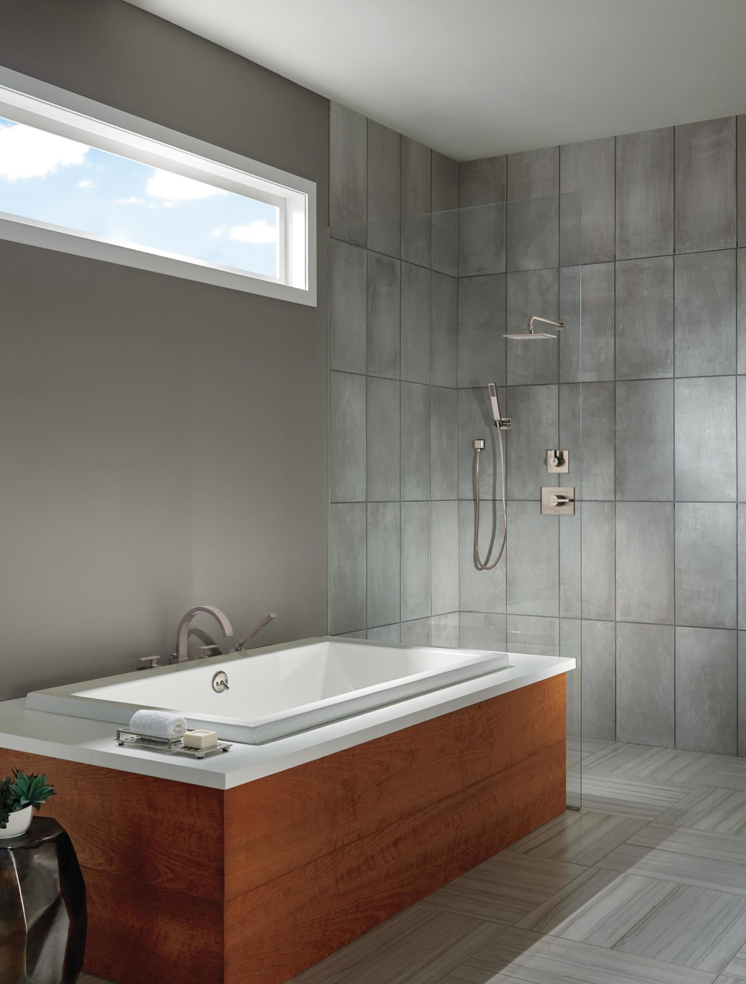 Delta Vero Roman Tub Trim with Hand Shower, Venetian Bronze