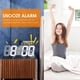 thumbnail image 3 of Reloj de pared digital LED con puerto USB - Reloj con luz regulable con calendario, alarma, indicador de temperatura - Ideal para oficina, hogar, hotel, dormitorio, 3 of 4