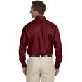 thumbnail image 4 of Harriton Chemise à Manches Longues en Sergé pour Hommes Easy blendTM avec Élimination des Taches, 4 of 4
