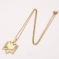 thumbnail image 2 of Collar Qarigey Águila mapa colgante Hip Hop Unisex Oro, 2 of 6