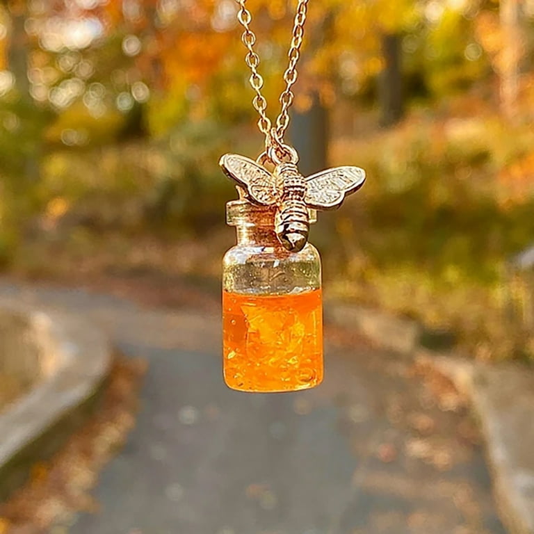 Honey jar bee necklace outlet