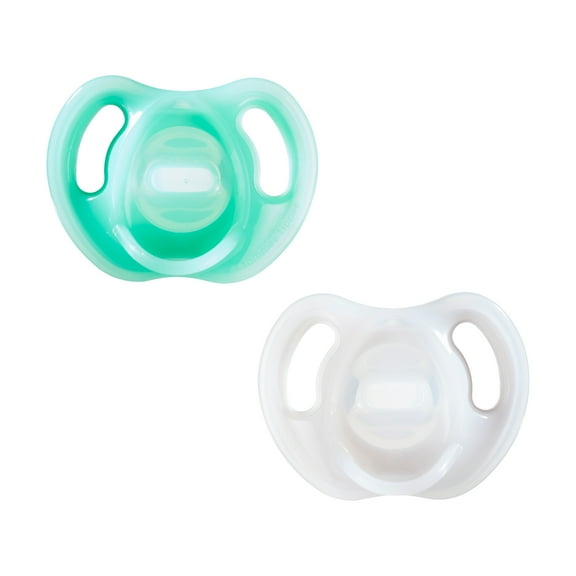 Tommee Tippee Ultra-light Pacifiers, 0-6 months, 2 pack of one piece silicone, BPA free pacifiers