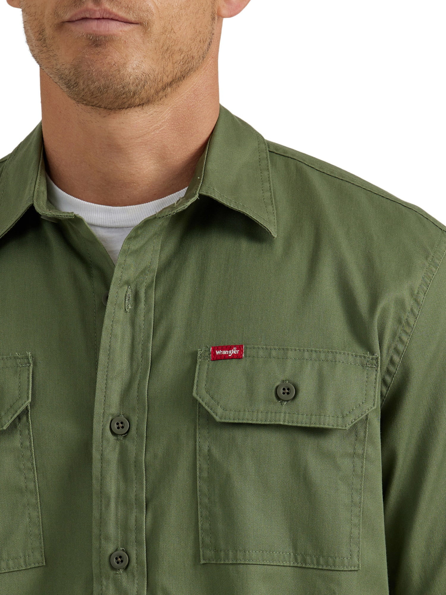 Wrangler® Men's Relaxed Fit Short Sleeve Woven Shirt