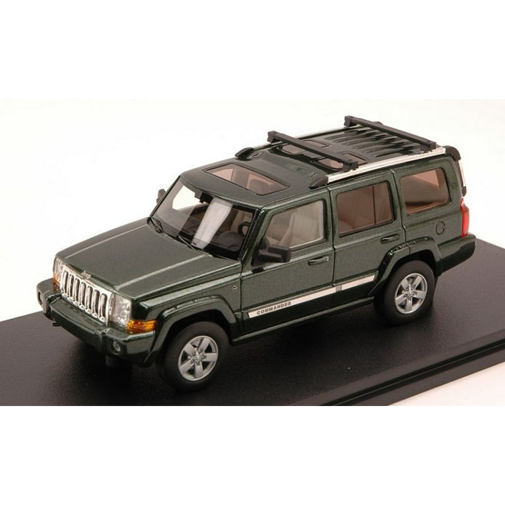2006 Jeep Commander 4X4 in Green Metallic Model Car by GLM in 143