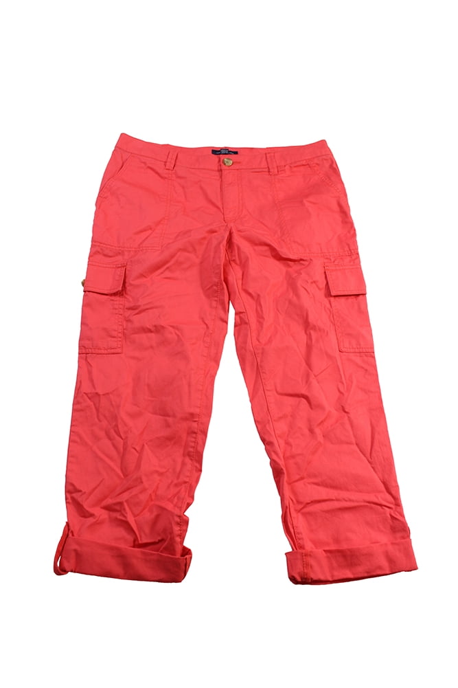 red capri jeans