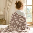 thumbnail image 3 of Manta Reversible Amélie Home Leopardo 125x150 cm Beige, 3 of 9